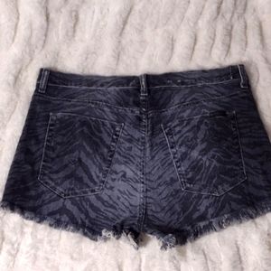 Hudson Tori Vice Versa Slouch Short- 28 Waist
